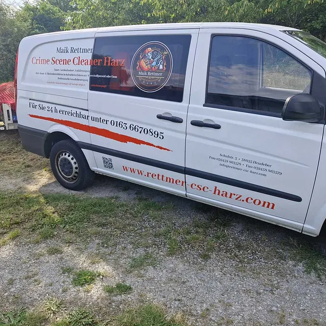 Grünschnittarbeiten Transporter Maik Rettmer Crime Scene Cleaner Harz